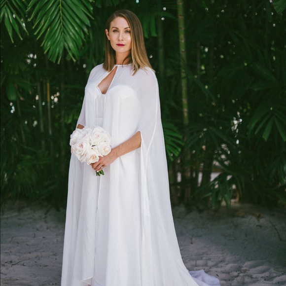 Meet your Posher, Brandi - Picture 2 of 6